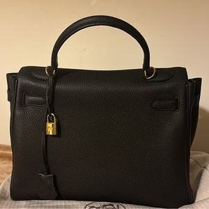 Black bag 32